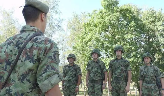 Poziv muškarcima iz Čačka za uvođenje u vojnu evidenciju