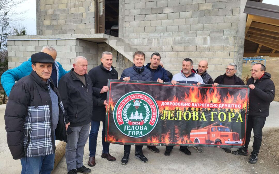 Meštane Zaglavka posetio ministar Glišić:Tri kilometra asfalta i vatrogasni dom
