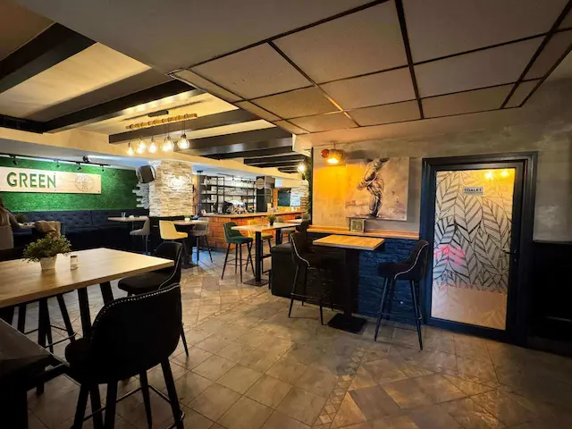 Doručak na bazi švedskog stola u GREEN PUB-u