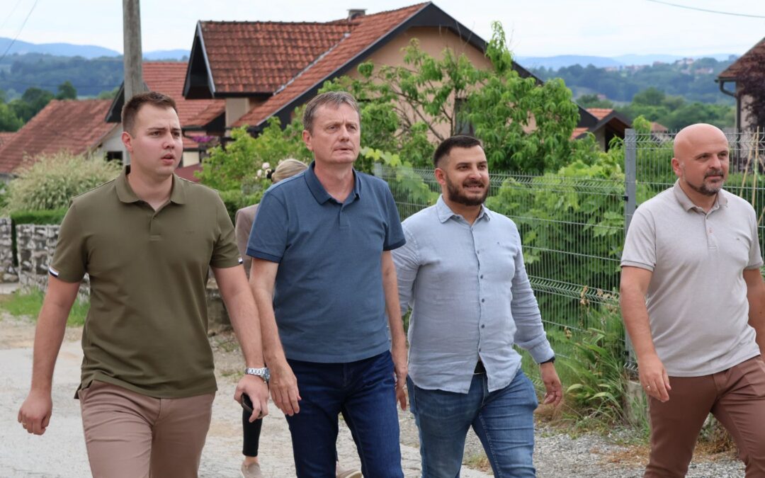 Ministar Glišić u Požegi: Popravka puteva i odbrana od poplava pre jesenjih kiša