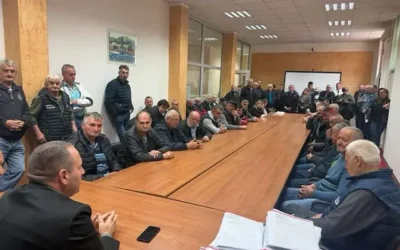 Potpisani ugovori o subvencijama sa 208 poljoprivrednika u Lučanima