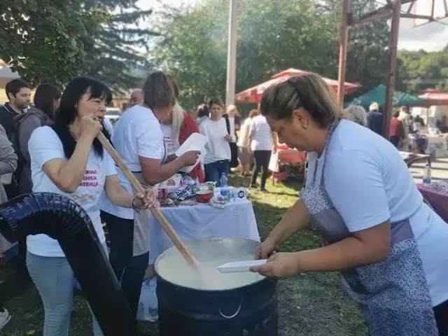 Čačansko selo čuva duh predaka: Održan najposećeniji Sabor kačamaka do sada
